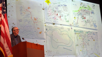 Peter Lunenfeld presenting L.A. maps